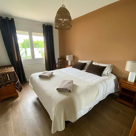 Frangipanier, Maison Quartier Calme, 1,5km De La Plage, 6 Pers