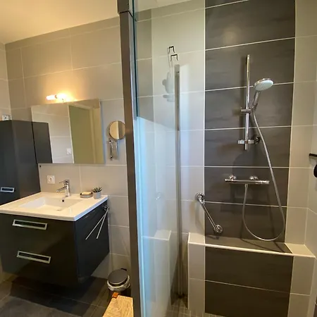 Frangipanier, Maison Quartier Calme, 1,5km De La Plage, 6 Pers